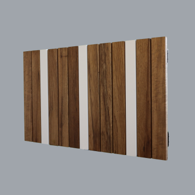 Geïsoleerde geprofileerde panelen met hout